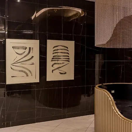 Emerald Luxury Downtown With Free Sauna & Gym Appart hôtel *