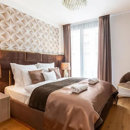 Appart hôtel Emerald Luxury Downtown With Free Sauna & Gym